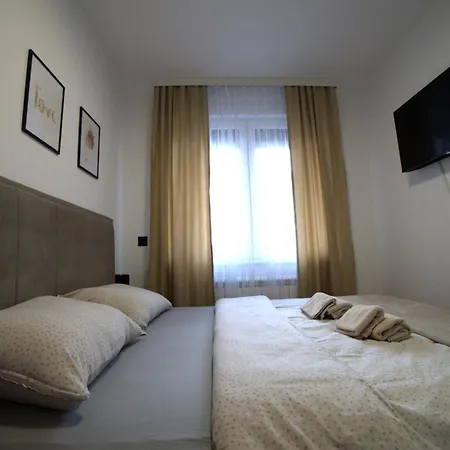 Alina Istocno Sarajevo With Private Garage Lukavica