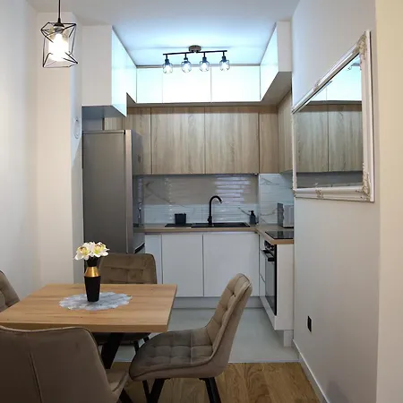 Alina Istocno Sarajevo With Private Garage Apartamento Lukavica
