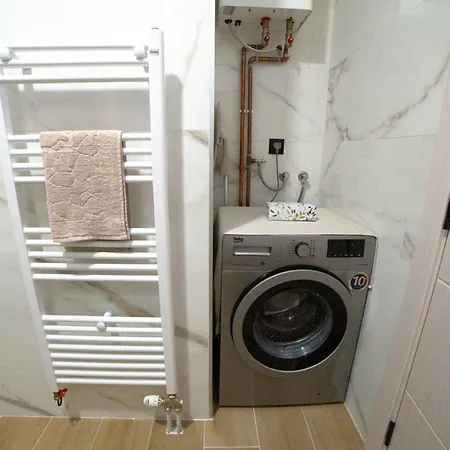 Alina Istocno Sarajevo With Private Garage Lukavica