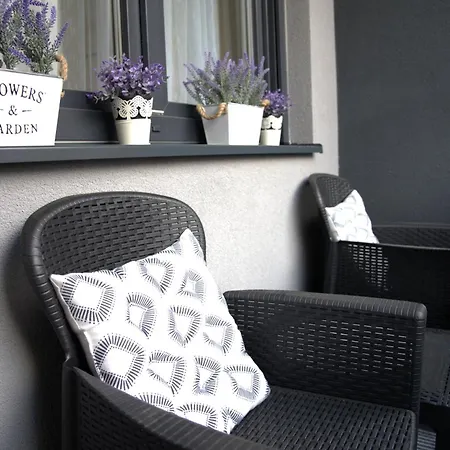 Alina Istocno Sarajevo With Private Garage Apartman Lukavica